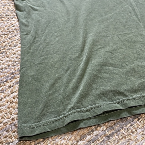 Disneyland shirt - Picture 6 of 12